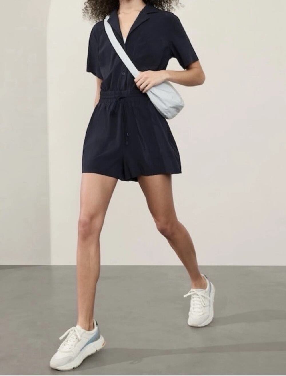 Athleta Size Medium Avenue Romper Navy Sun Protection UPF 40+ /lightweight